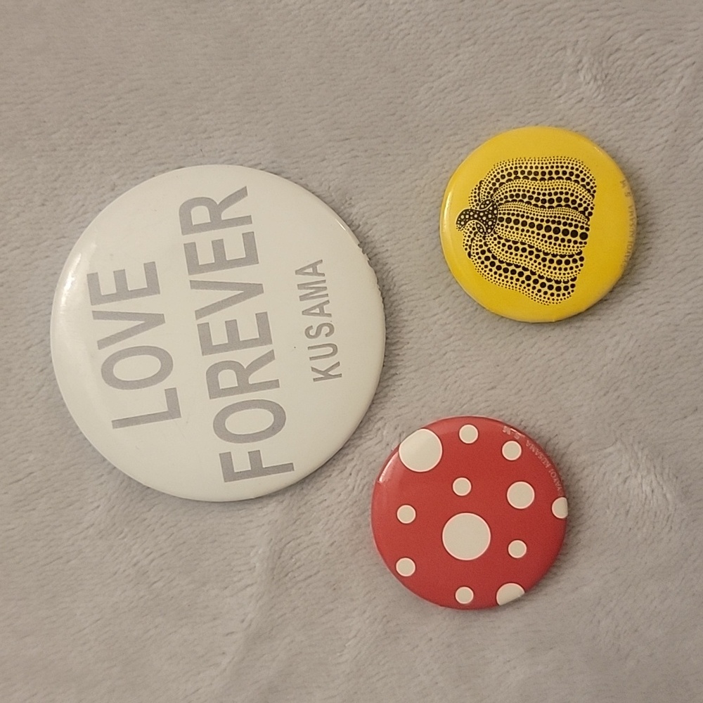 Yayoi Kusama pin set